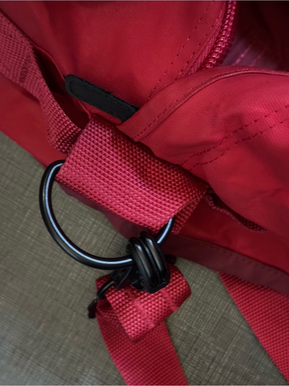 Eagle Creek Red Travel Duffel Bag - Picture 2 of 8